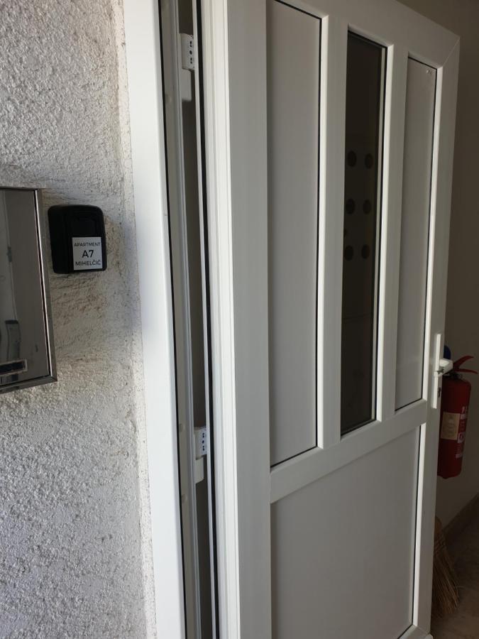 Apartman A7 Njivice Dış mekan fotoğraf